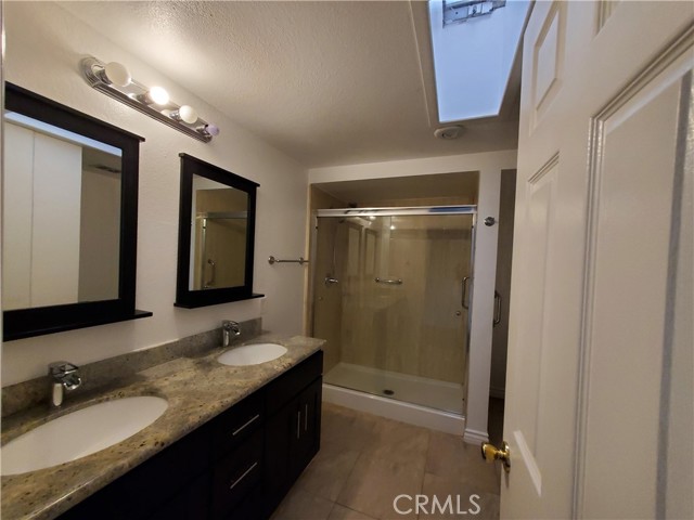 Detail Gallery Image 11 of 46 For 422 Avenida Castilla #D,  Laguna Woods,  CA 92637 - 2 Beds | 1 Baths