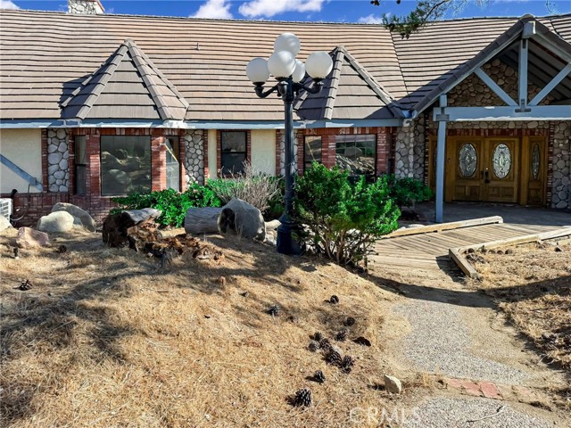 Detail Gallery Image 2 of 41 For 61300 Indian Paint Brush Rd, Anza,  CA 92539 - 4 Beds | 3 Baths