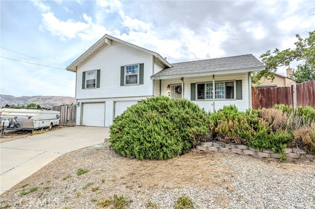 22510 Eagle Way, Tehachapi CA: https://media.crmls.org/medias/461edace-d77b-49d9-b2c5-5cee5ad9c22a.jpg