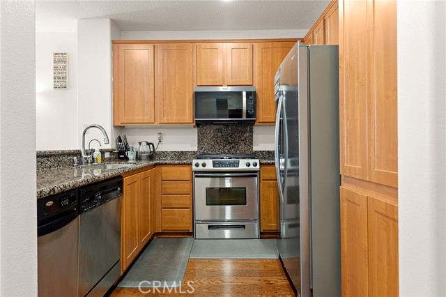 Detail Gallery Image 12 of 38 For 12688 Chapman Ave, Garden Grove,  CA 92840 - 2 Beds | 2 Baths