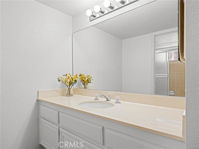 2932 Oakwood Lane, Torrance, California 90505, 3 Bedrooms Bedrooms, ,3 BathroomsBathrooms,Residential Lease,Sold,Oakwood,PV25235355