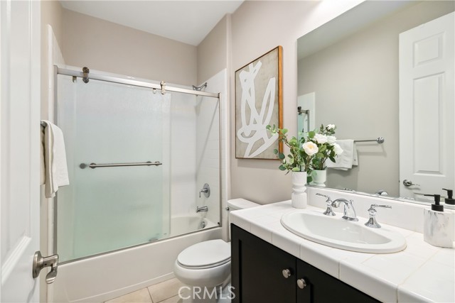 12 Starflower, Lake Forest CA: https://media.crmls.org/medias/4620eb35-a076-4d49-a030-b82833b8b0cd.jpg