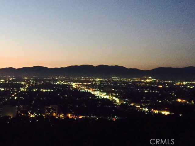 14687 Deervale Place, Sherman Oaks CA: https://media.crmls.org/medias/4621a2e5-badb-40c0-b7ed-55205b6c9857.jpg