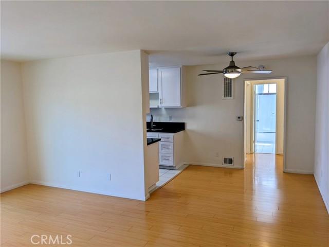 11948 Darlington AVE Unit: 4