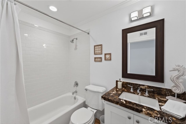 Detail Gallery Image 20 of 72 For 7 E Yale Loop, Irvine,  CA 92604 - 3 Beds | 2 Baths