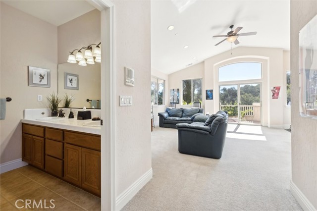 12675 Cabazon, Atascadero CA: https://media.crmls.org/medias/46224e2b-1247-4ee0-b673-f1dd883d7d0b.jpg