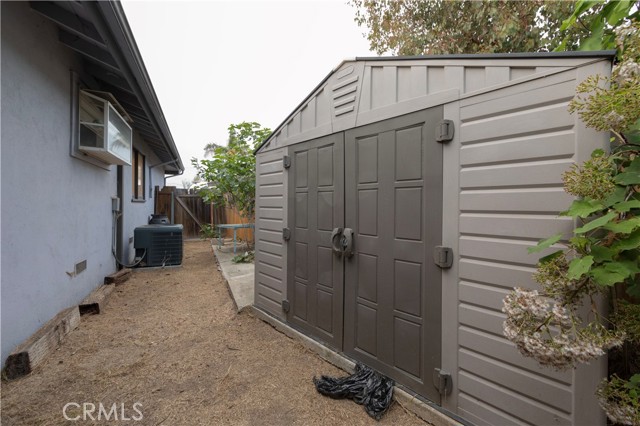 6316 E Mariquita, Long Beach CA: https://media.crmls.org/medias/46230723-8112-4c62-9573-b6f80764b56b.jpg