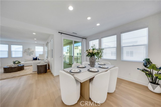 Detail Gallery Image 25 of 72 For 251 Tank, Irvine,  CA 92618 - 4 Beds | 3/1 Baths