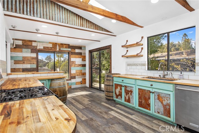 Detail Gallery Image 16 of 54 For 34554 the Farm Rd, Wildomar,  CA 92595 - 3 Beds | 2 Baths