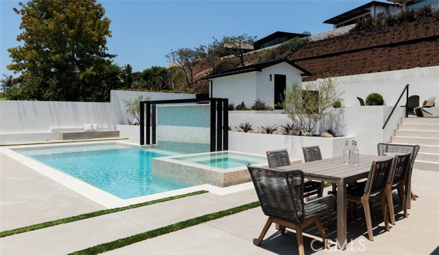 Detail Gallery Image 51 of 72 For 919 Sandcastle R, Corona Del Mar,  CA 92625 - 5 Beds | 4 Baths