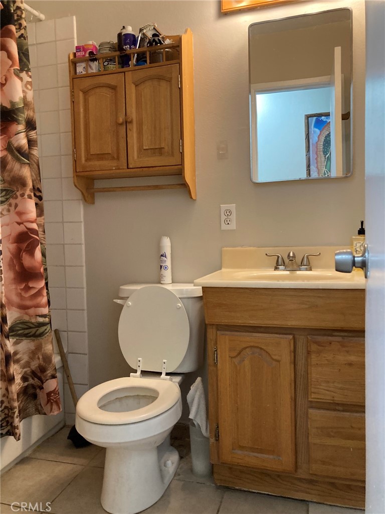 https://media.crmls.org/medias/4625a1d8-63b7-47bd-96ec-bc69c2cdd58f.jpg?preset=X-Large