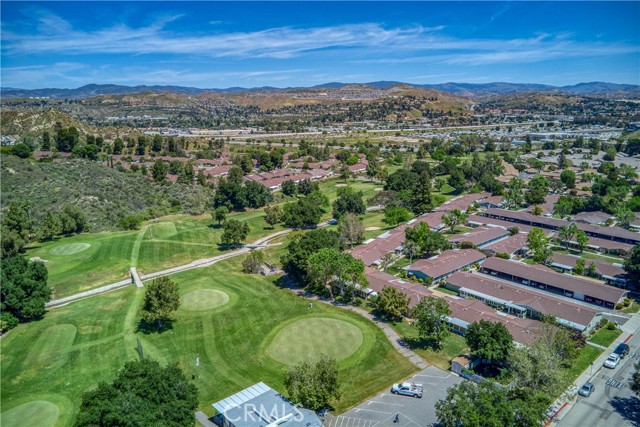 Detail Gallery Image 17 of 31 For 26741 Whispering Leaves Dr #B,  Newhall,  CA 91321 - 2 Beds | 2 Baths