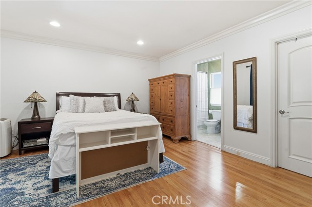 Detail Gallery Image 26 of 36 For 21904 Galvez, Woodland Hills,  CA 91364 - 3 Beds | 3/1 Baths