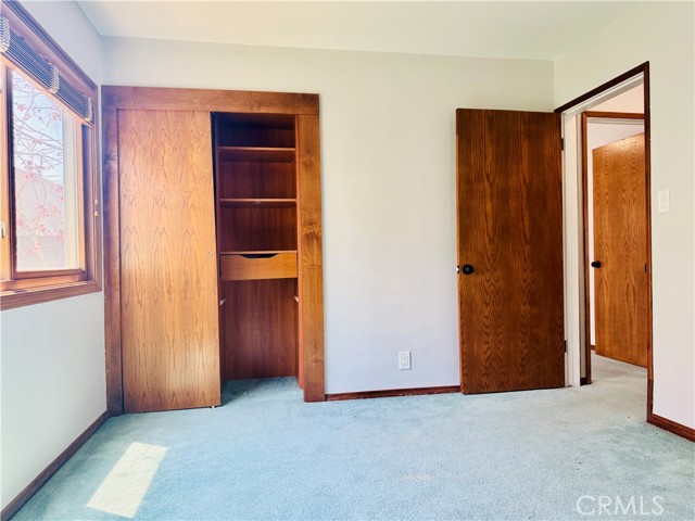 Image 12 of 26 For 6149 Whitewood Ave