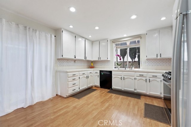 Image 17 of 41 For 19971 Westerly