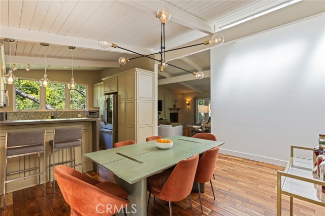 Detail Gallery Image 13 of 60 For 11922 Sunshine Ter, Studio City,  CA 91604 - 3 Beds | 2 Baths