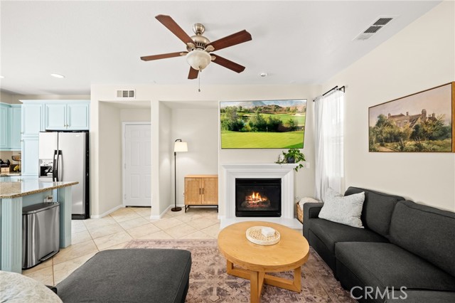 27620 Desert Gold Court, Murrieta CA: https://media.crmls.org/medias/4628247e-9b0b-49ff-b02a-7f847acebd3f.jpg