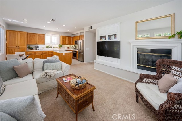 Detail Gallery Image 9 of 41 For 23361 Pike, Valencia,  CA 91355 - 4 Beds | 3 Baths