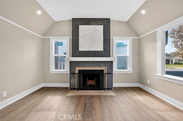 Detail Gallery Image 5 of 26 For 208 S Burris Ave, Compton,  CA 90221 - 3 Beds | 2 Baths