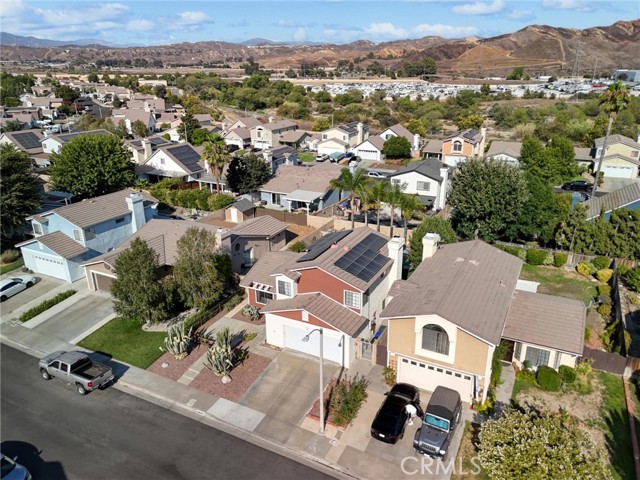 29124 Rangewood Road, Castaic CA: https://media.crmls.org/medias/46298822-657a-4469-8588-2f5ea1eeb895.jpg