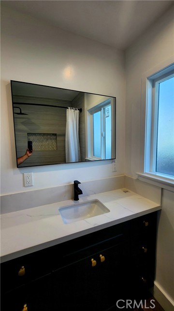 Detail Gallery Image 11 of 37 For 6525 Downey Ave, Long Beach,  CA 90805 - 3 Beds | 2 Baths