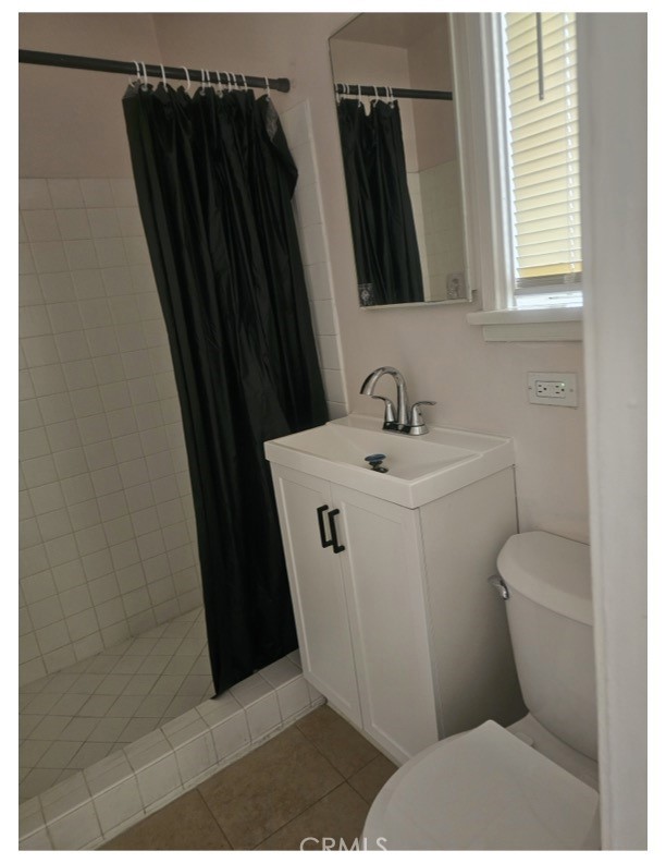 305 Geneva Street photo 6