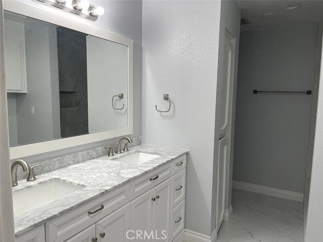 Detail Gallery Image 9 of 15 For 1010 Douglas, Calimesa,  CA 92320 - 4 Beds | 2 Baths