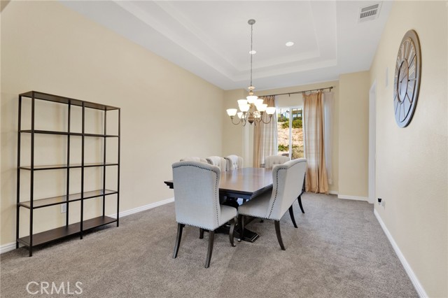 Detail Gallery Image 11 of 75 For 12389 Winesap, Apple Valley,  CA 92308 - 5 Beds | 2/1 Baths