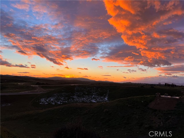 1134 Villa Calimesa Ln, Calimesa CA: https://media.crmls.org/medias/462b4b64-ef11-4223-8ef0-365c6650adeb.jpg