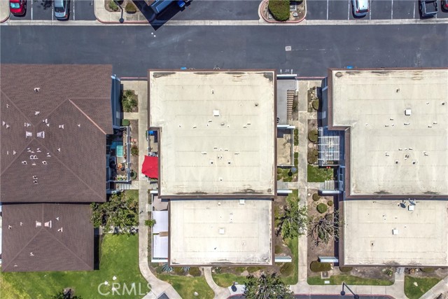 23017 Via Pimiento, Mission Viejo CA: https://media.crmls.org/medias/462b8241-cab1-4efc-b018-434dd83ce6b9.jpg