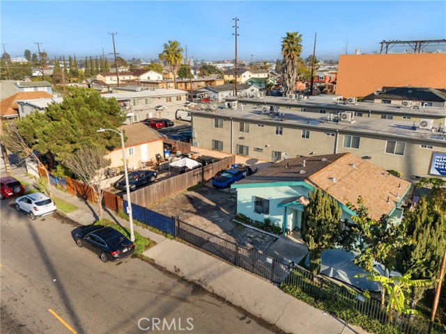 503 W 79th Street, Los Angeles CA: https://media.crmls.org/medias/462c2bf0-e3d4-45ab-88e7-8d001ac8b499.jpg