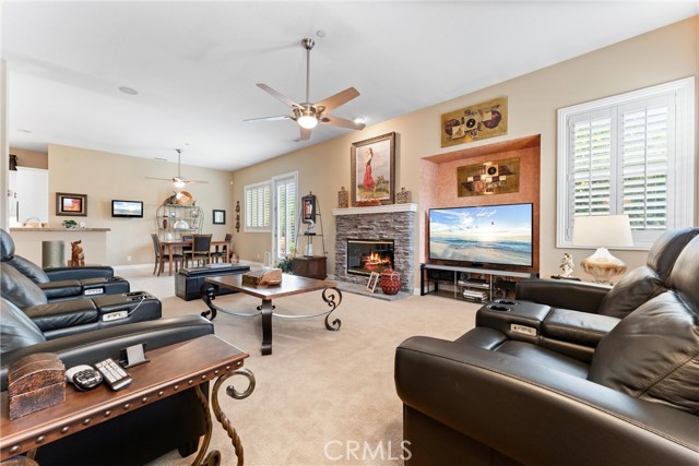 1522 Oakhill Court, Santa Ana CA: https://media.crmls.org/medias/462c3270-650c-43cc-a9c1-fc499d47bd15.jpg