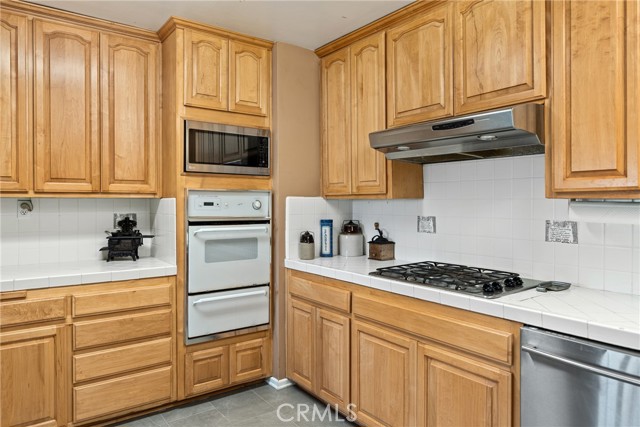 Detail Gallery Image 12 of 36 For 6463 Carlo Dr, Riverside,  CA 92506 - 4 Beds | 2 Baths