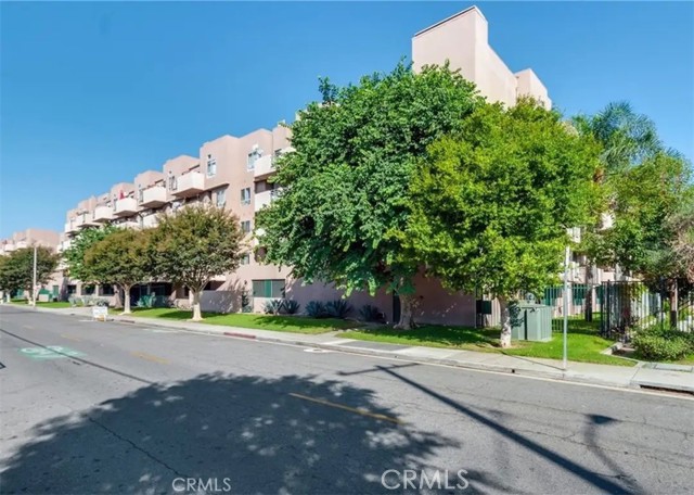 Detail Gallery Image 8 of 29 For 450 E 4th #221,  Santa Ana,  CA 92701 - 1 Beds | 1 Baths