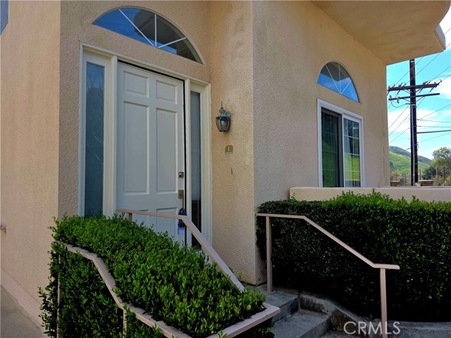 Front Image Thumbnail for CRSR26045653