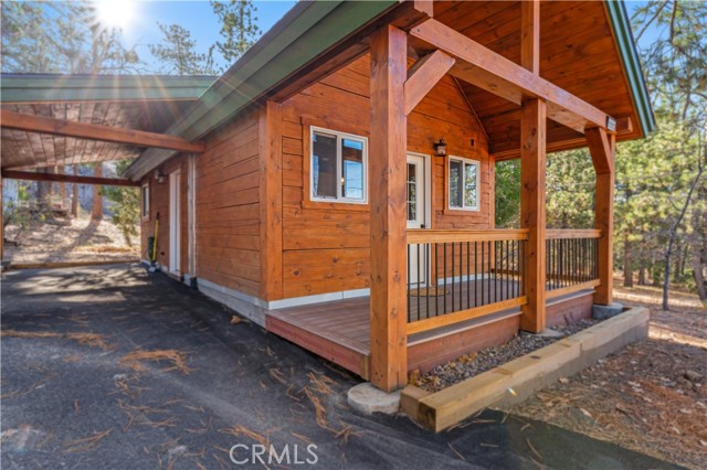 Detail Gallery Image 3 of 43 For 2222 Sierra View Dr, Arrowbear,  CA 92382 - 1 Beds | 1 Baths