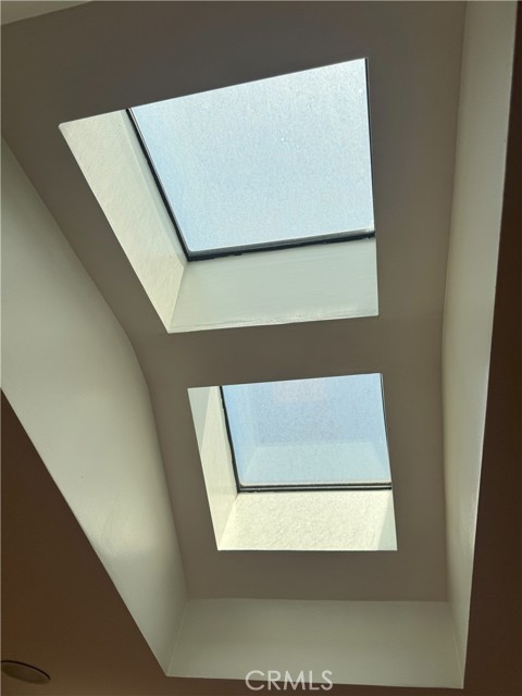 696 E Columbia Avenue, Pomona CA: https://media.crmls.org/medias/462ea2af-fd23-4bd9-94c8-59db27585b17.jpg