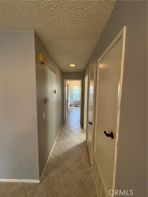 Detail Gallery Image 10 of 20 For 2538 W Macarthur #E,  Santa Ana,  CA 92704 - 2 Beds | 2 Baths