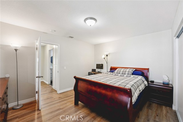 Detail Gallery Image 14 of 26 For 1224 Fairway Cir, Upland,  CA 91784 - 2 Beds | 2 Baths