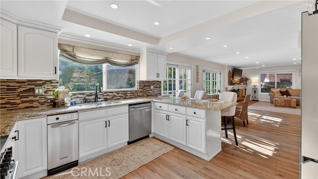 Detail Gallery Image 12 of 44 For 6624 E Leafwood, Anaheim,  CA 92807 - 4 Beds | 2/1 Baths