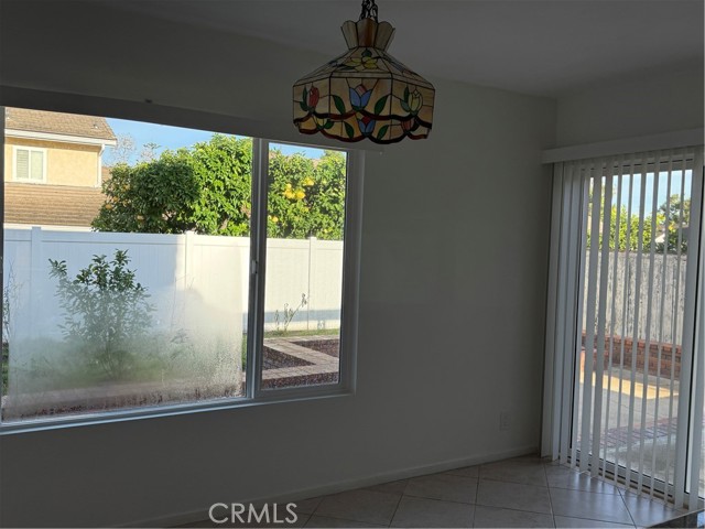 Detail Gallery Image 3 of 14 For 28 Foxhill, Irvine,  CA 92604 - 4 Beds | 3 Baths