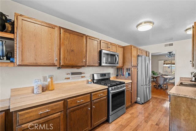 Detail Gallery Image 12 of 49 For 3470 Flower St, Santa Maria,  CA 93455 - 4 Beds | 2 Baths