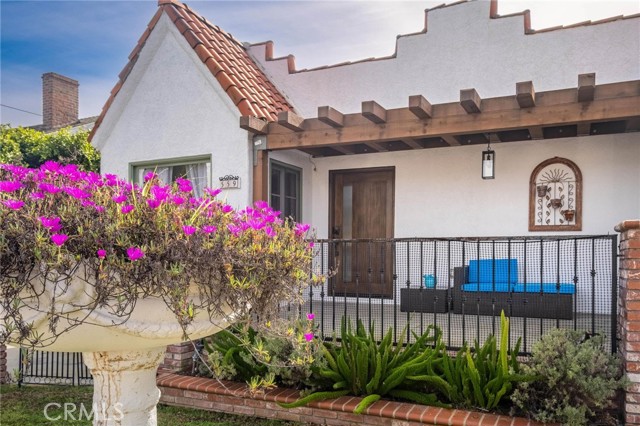 Detail Gallery Image 3 of 29 For 559 W 39th, San Pedro,  CA 90731 - 3 Beds | 2 Baths