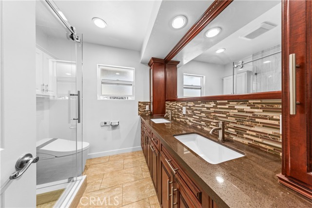 700 S Chaparro Road, Covina CA: https://media.crmls.org/medias/463125b5-525e-42db-bb08-15cbf48a0df7.jpg