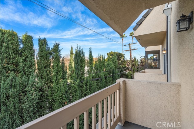 Detail Gallery Image 18 of 29 For 11531 Riverside Dr #209,  Valley Village,  CA 91602 - 2 Beds | 2 Baths