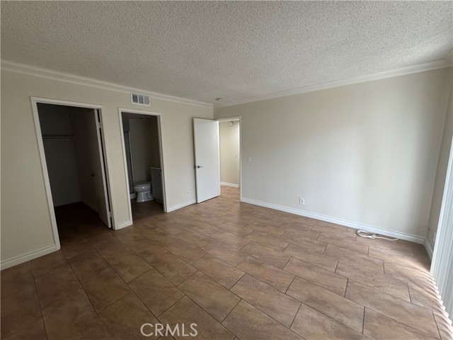 1251 S Meadow Lane, Colton CA: https://media.crmls.org/medias/463163dd-b58e-440a-930e-48d36607fd1a.jpg