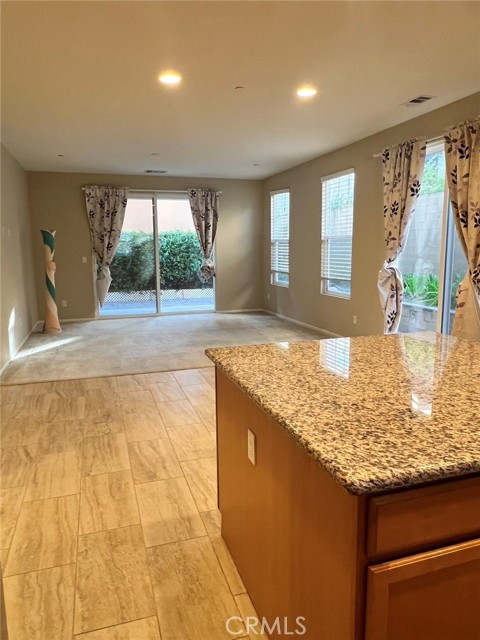 Detail Gallery Image 25 of 29 For 135 Violet Bloom, Irvine,  CA 92618 - 4 Beds | 3 Baths