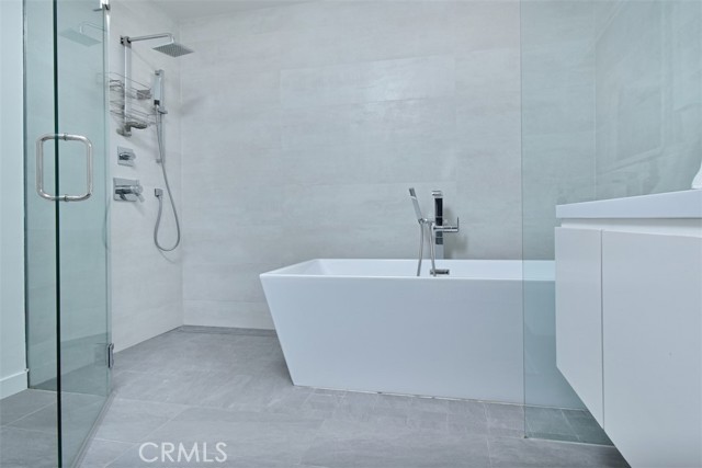 3753 Berry Drive, Studio City CA: https://media.crmls.org/medias/4631f60f-17e8-4a32-922b-ce57637a1233.jpg