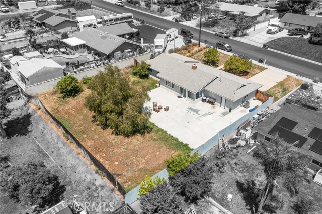 11911 Ivy Lane, Moreno Valley CA: https://media.crmls.org/medias/46320a96-b54d-4506-a154-f146ef8d41ef.jpg