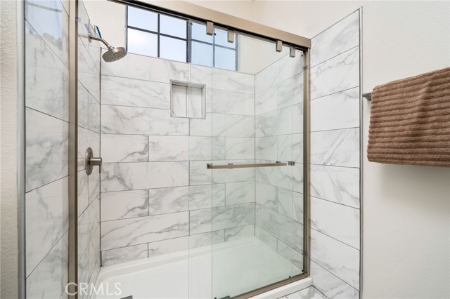 270 Fern Court, Azusa CA: https://media.crmls.org/medias/4632986f-2f02-4ea0-bca2-2c344d251112.jpg